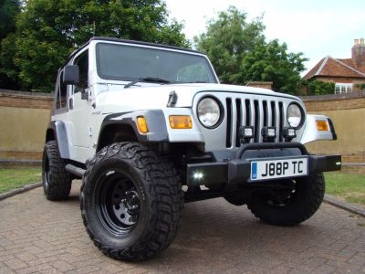 Jeep Wrangler 4.0 Grizzly 2dr Convertible Petrol SilverJeep Wrangler 4.0 Grizzly 2dr Convertible Petrol Silver at Jeep Wranglers Leighton Buzzard
